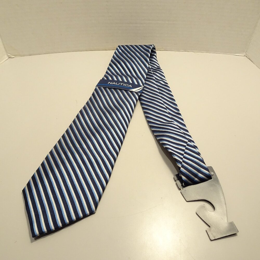 NAUTICA Men's 100% Silk Necktie Designer Striped Blue Classic NWT Office